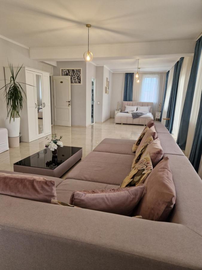 Caprice Deluxe Accomodation Drobeta Turnu Severin Zewnętrze zdjęcie